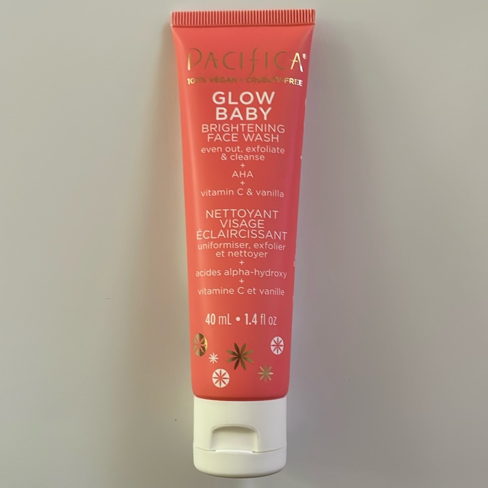 NEW sealed Pacifica Glow Baby brightening face wash